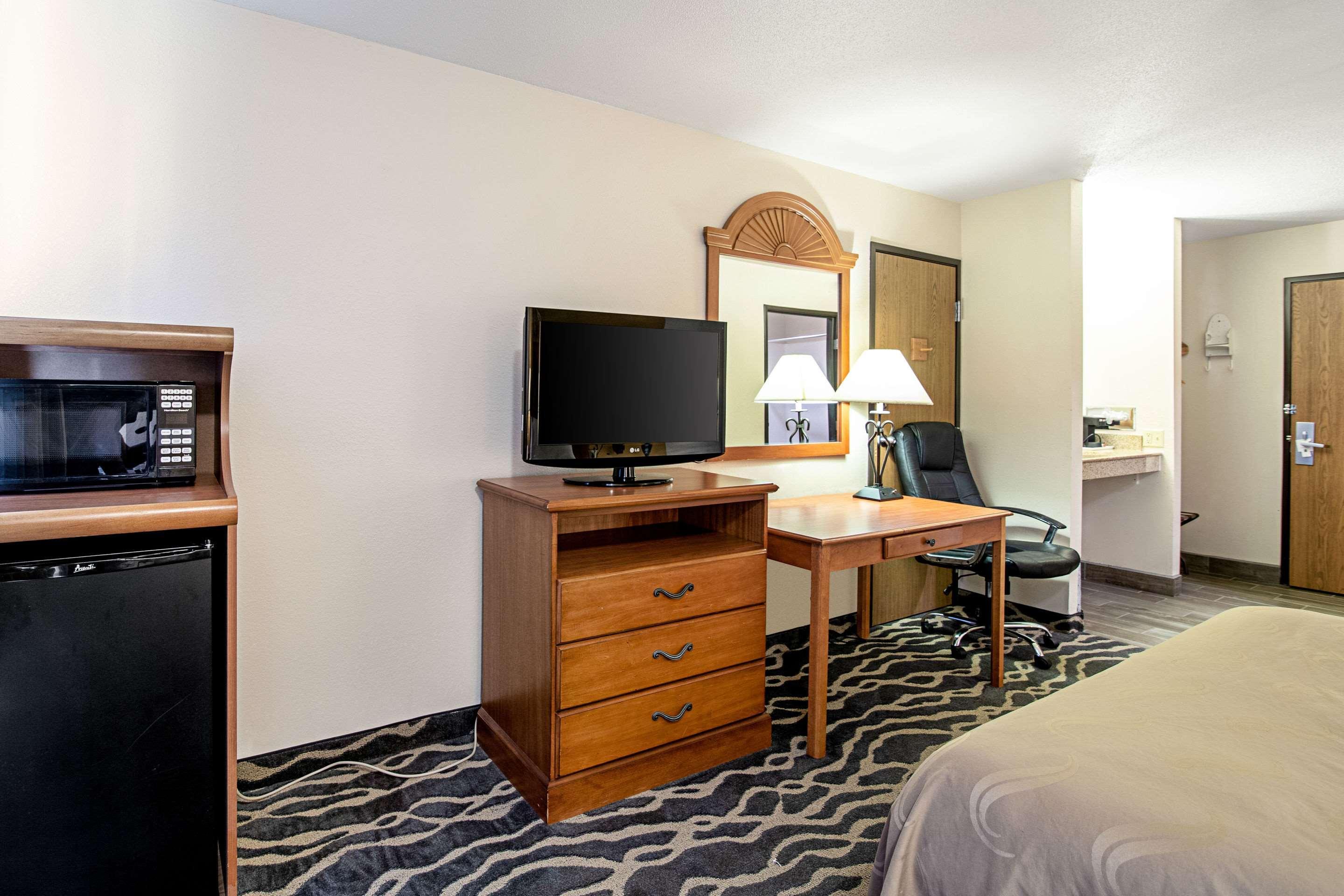 Quality Inn Huron Esterno foto