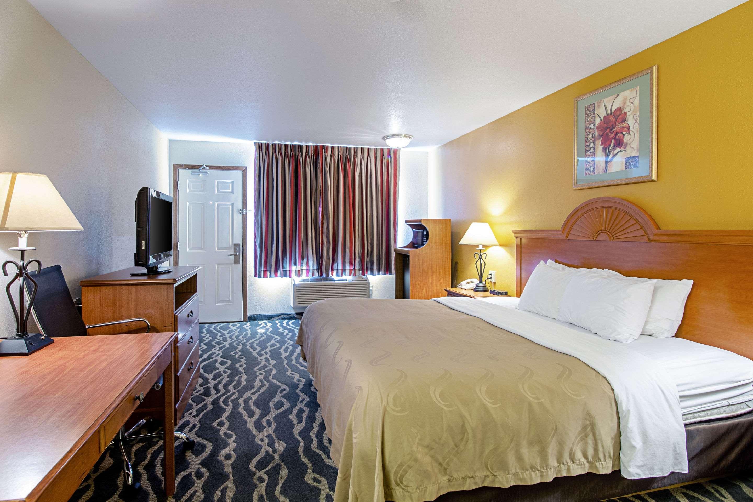 Quality Inn Huron Esterno foto