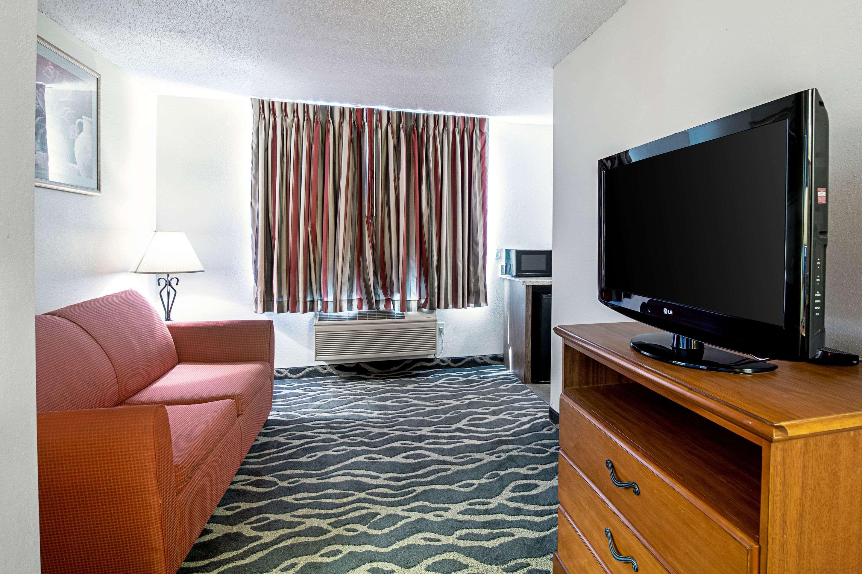 Quality Inn Huron Esterno foto