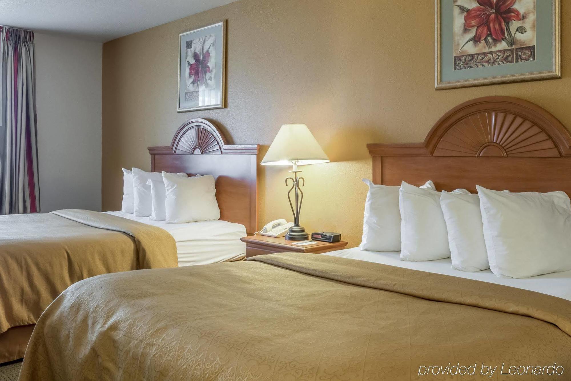 Quality Inn Huron Esterno foto